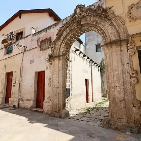 Casetta Carens Nel Centro Storico Di Nardo